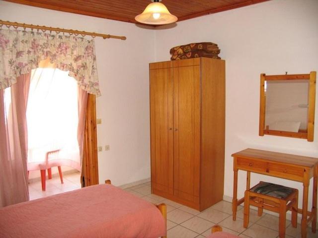 Loula Apartments Sidárion Extérieur photo